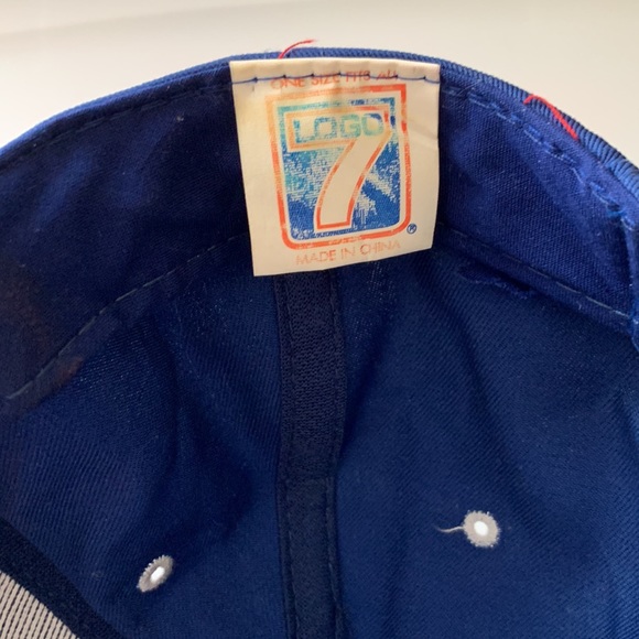 Vintage NE Patriots SnapBack Hat - Picture 8 of 9